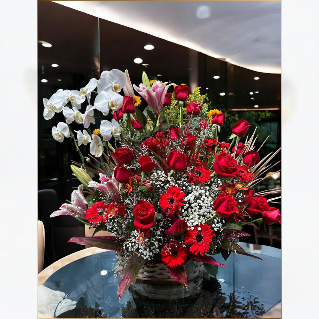 ARRANJO VERMELHO
ROSAS ORQUÍDEA E LÍRIOS