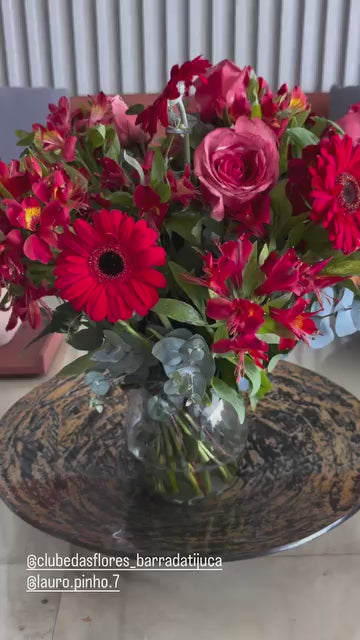 ASSINATURA FLORAL